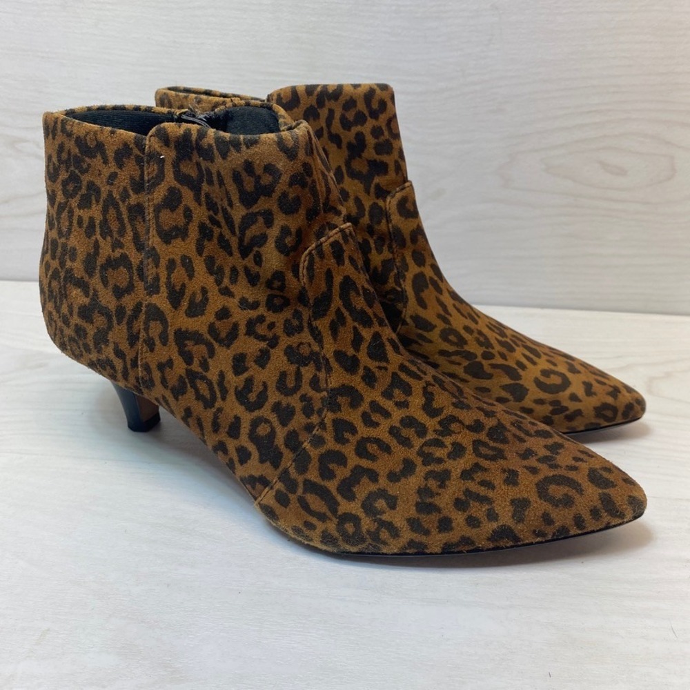 Clarks Womens 10W Ankle Boots Kitten Heel Leopard Print Brown Chic 26156803